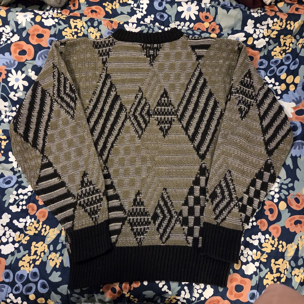 Peter England Sweater - Leather Accents! Black and Olive - Picture 4 of 14